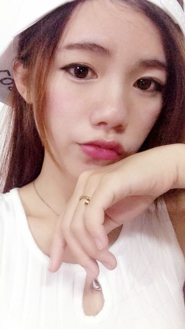 小萱萱dola个人动态 - 小萱萱dola直播间 - 美女视频聊天交友-六间房
