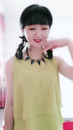 小女子不才扰公子良久，公子勿怪