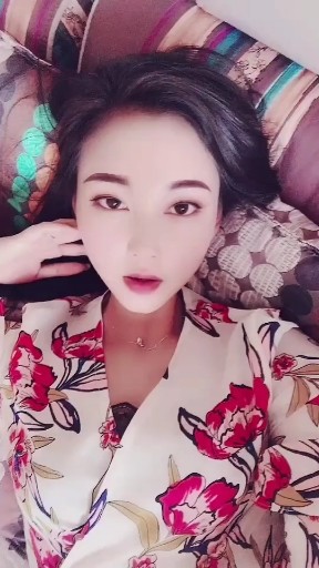 宝贝们 你们想我么！过几天就