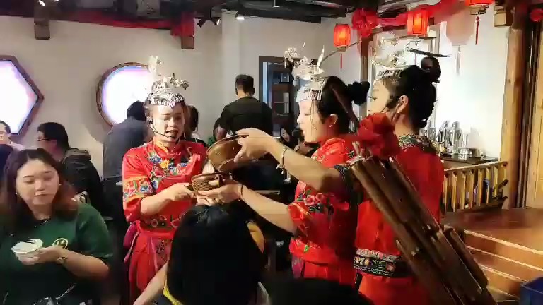 小江直播间