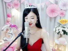 继续奉上四月的“福利”