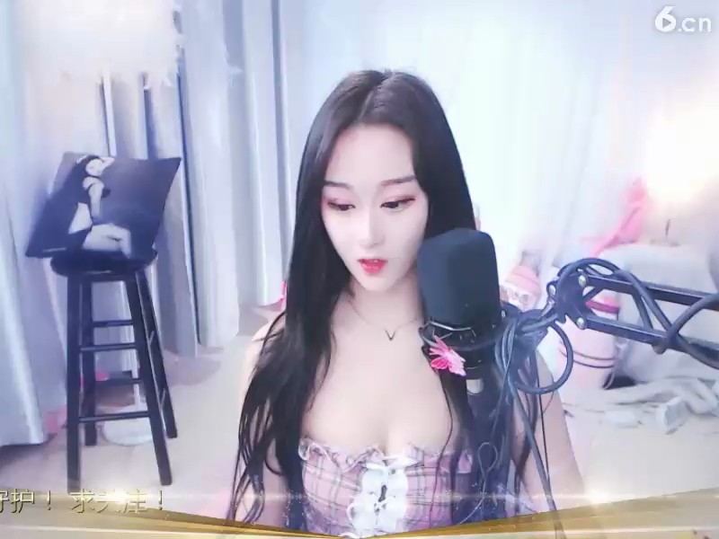 ，