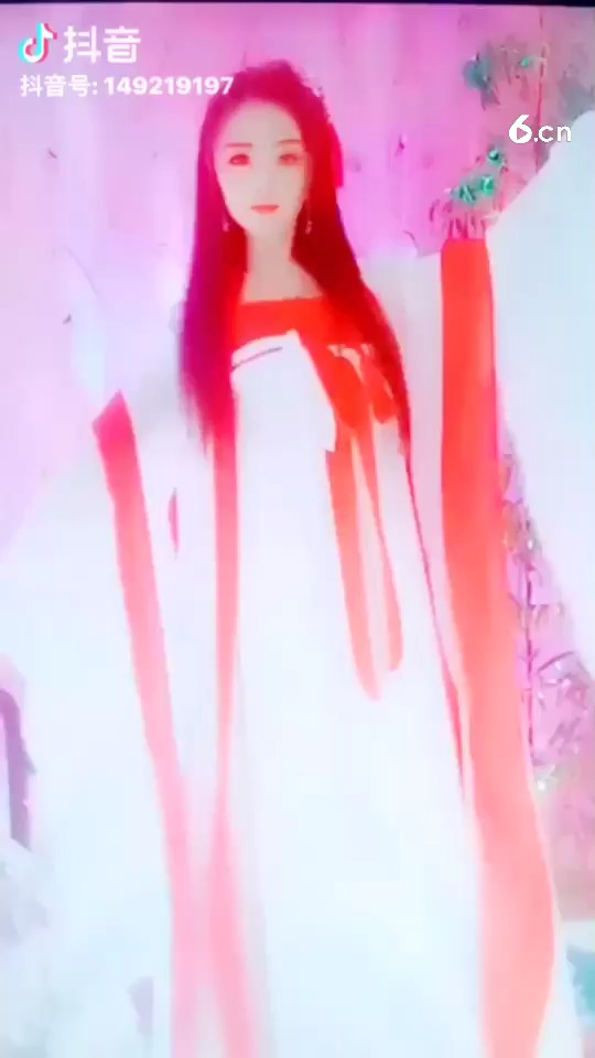 飘儿醉酒……汉服就是好看！谢谢