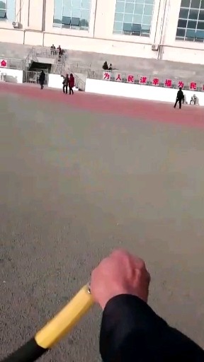 单手起蝴蝶飞