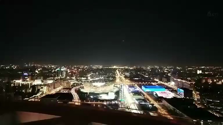 奥林匹克钉子塔，观看北京夜景