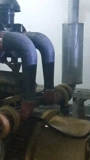 V12 600柴油发电机起