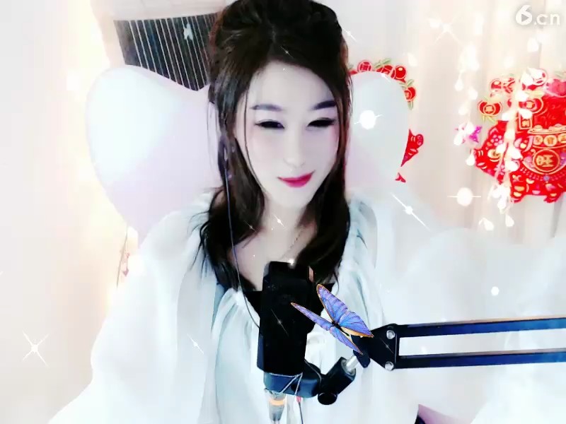 声音好听 人还美