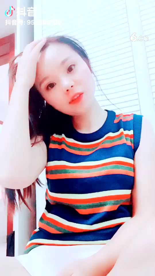 素颜是不是很丑啊？