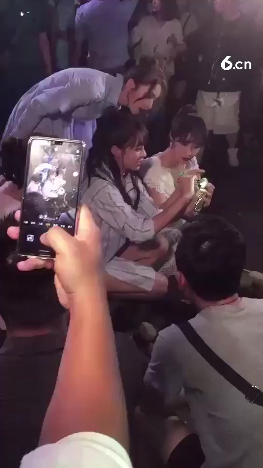 名星爱翡翠玉石