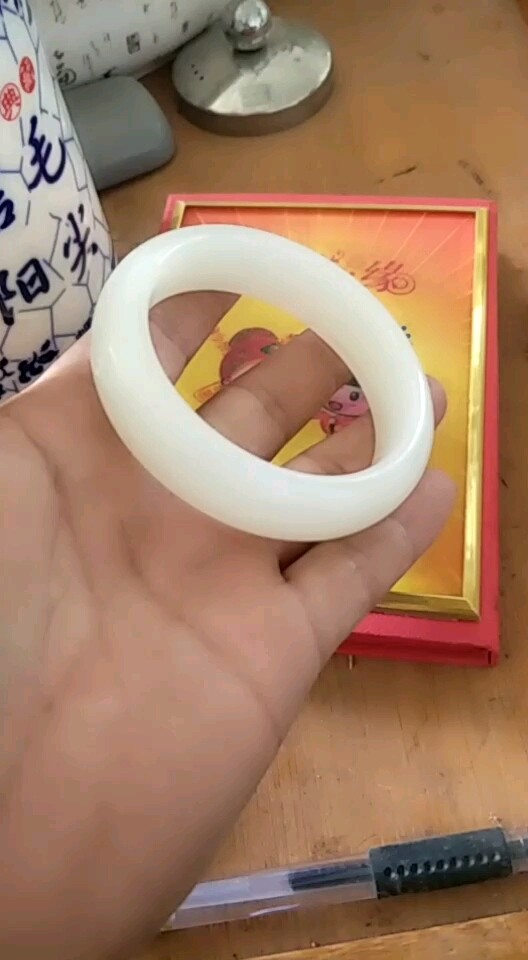 白玉手镯