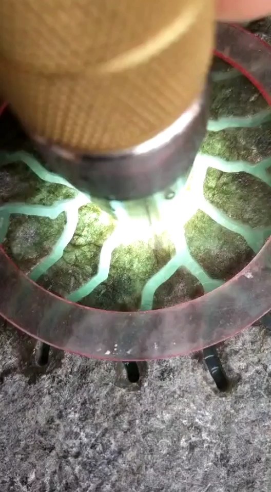 莫西沙开窗手镯料6公斤，手镯位