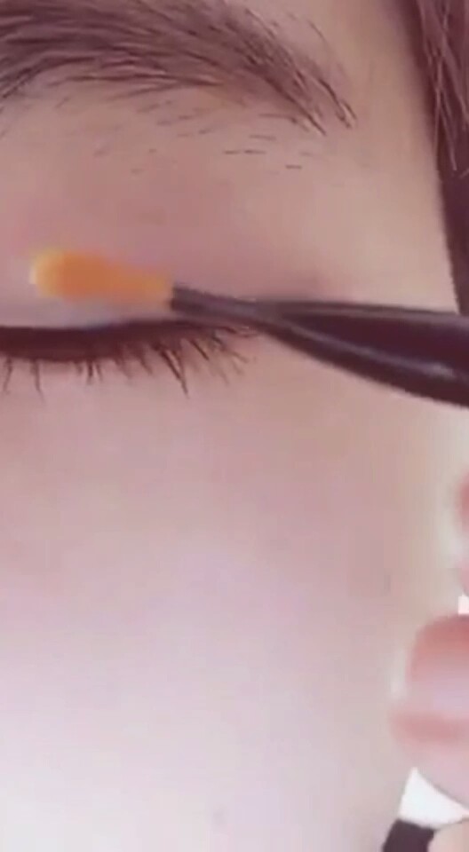 双眼皮精华主要：不是胶┄隐形