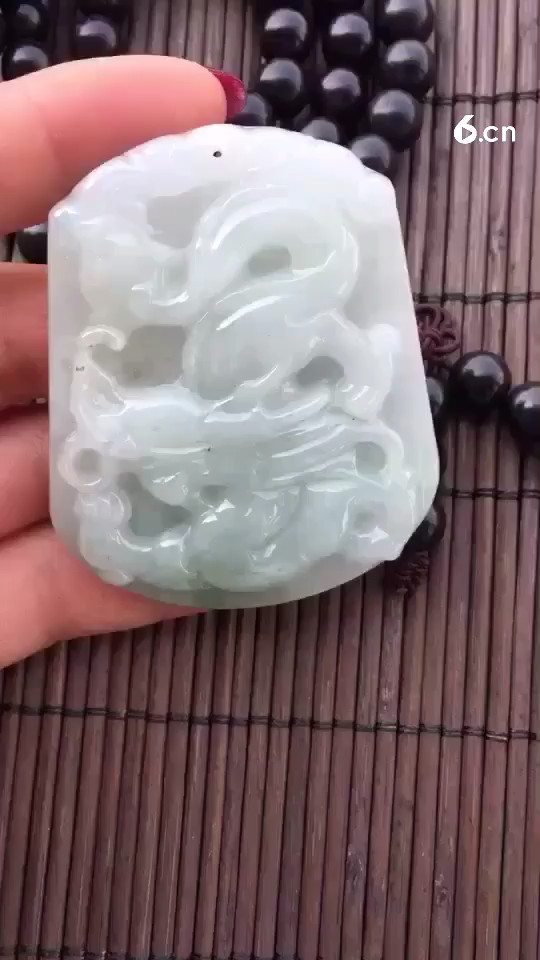 翡翠成品喜欢的关注