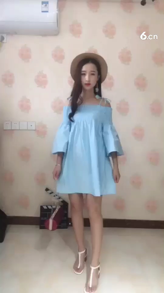 新款吊带一字肩连衣裙89💰包