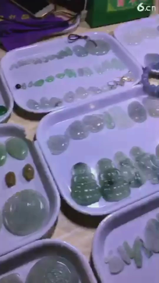 翡翠还是人们最喜爱的
