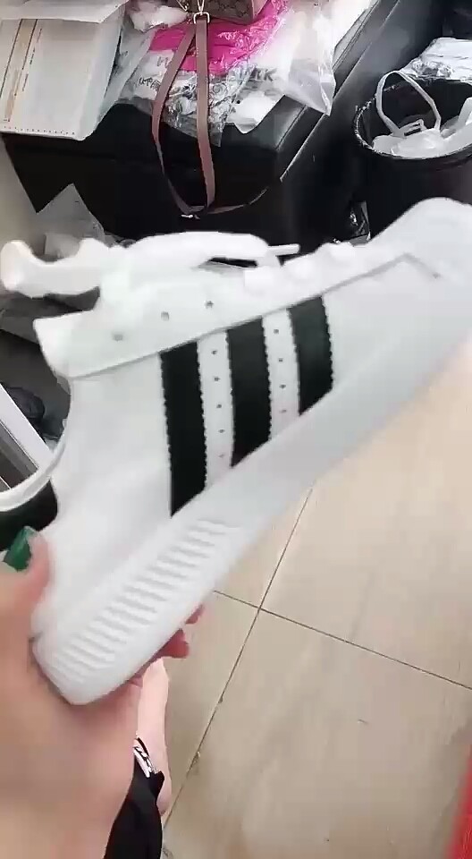 看细节图全真皮的哦