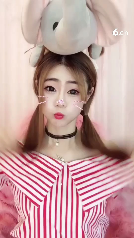 头顶大象哇