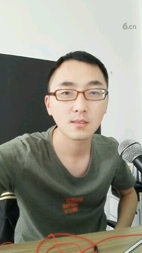 工作中直播一会儿😁