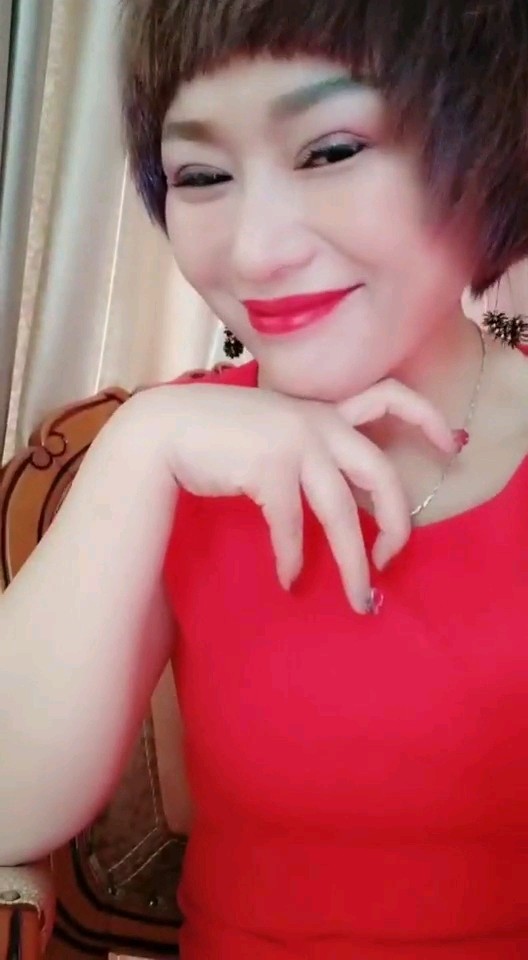 大美妞爱你们