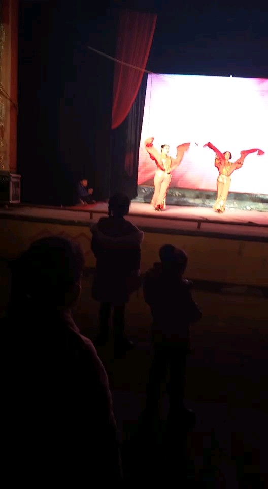 中午好