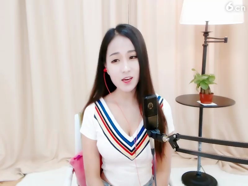 美女主播