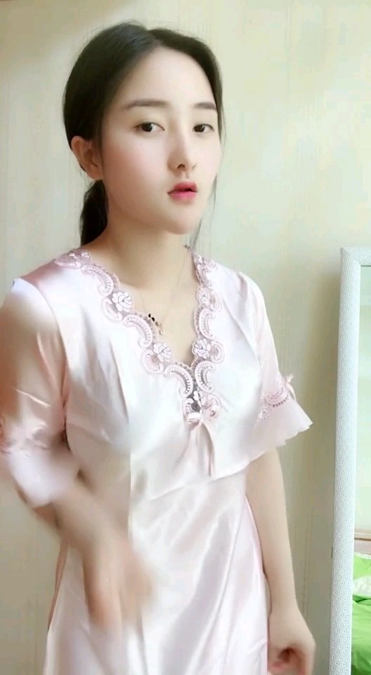 這妞怎么樣
