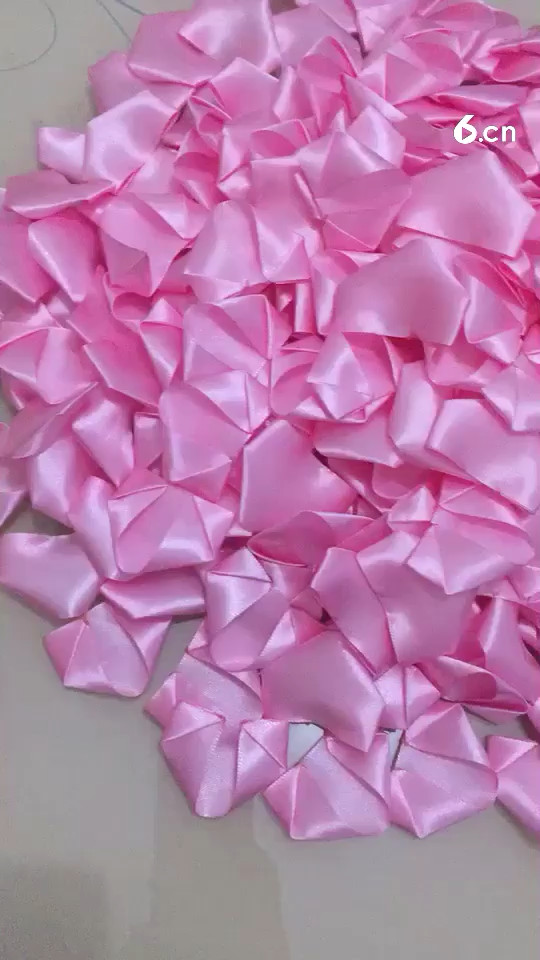 粉粉的少女心，花瓣制作中