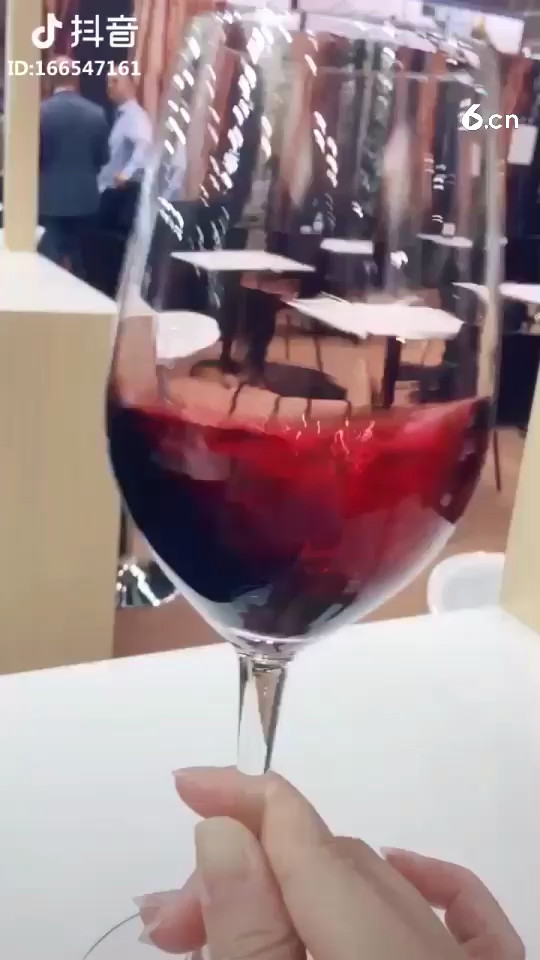 品酒如人生，感受不一样的滋味