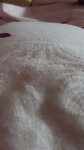 孕期强烈胎动