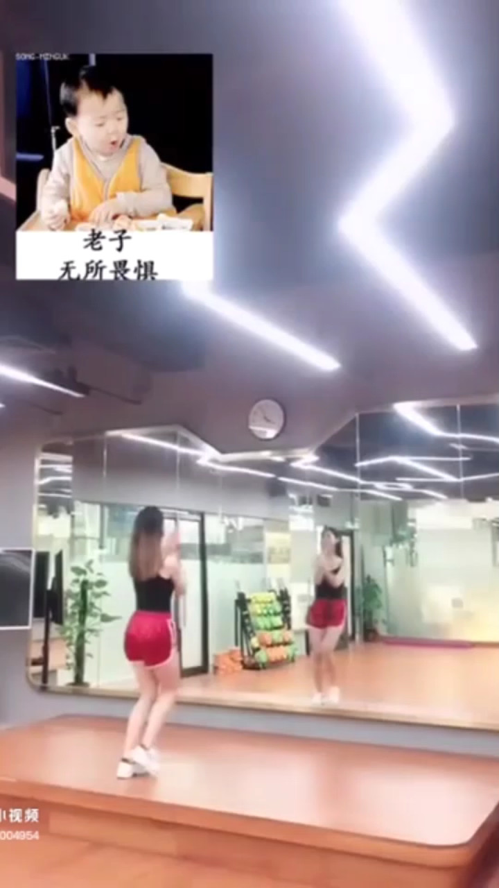 这舞蹈优美舞