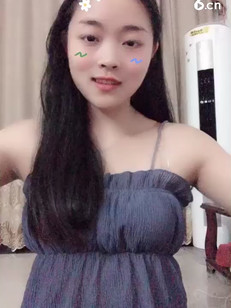 没有化妆的佩奇，给大家娱乐娱乐