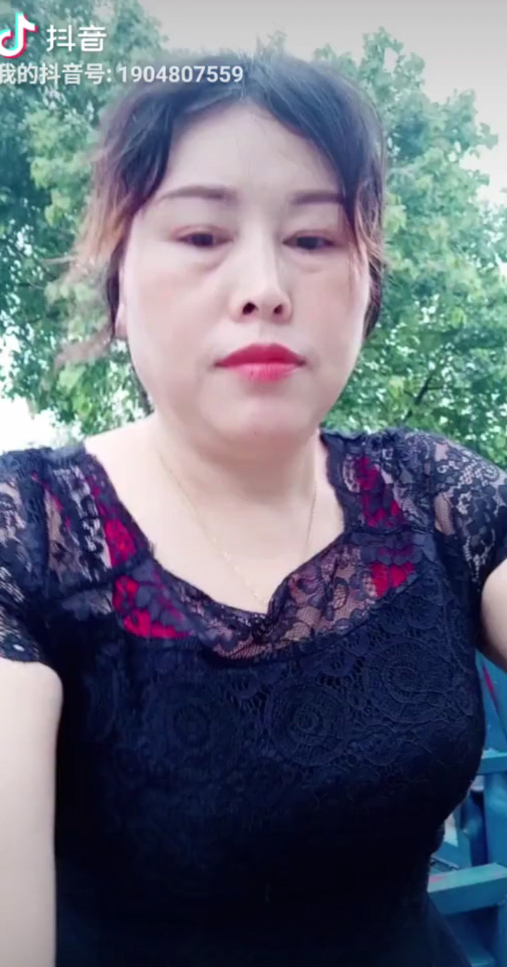 藕断丝连