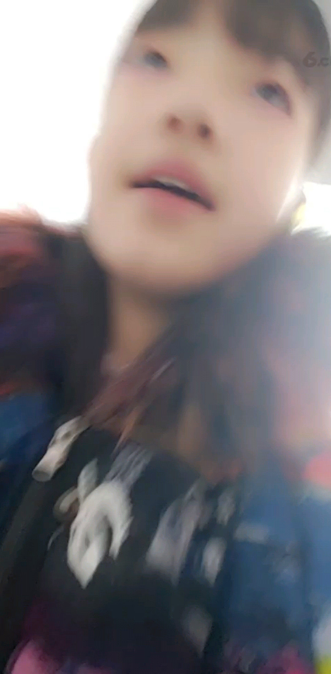 😁