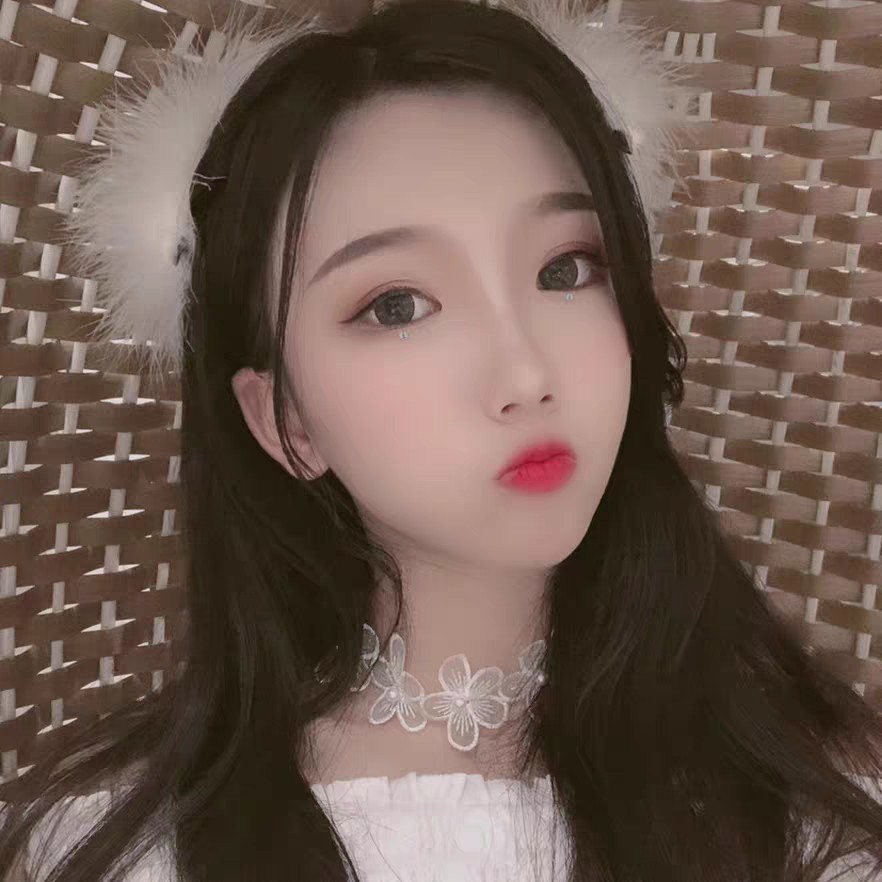 小苹果🍎略略略海报