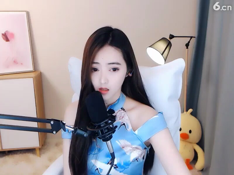 小美女