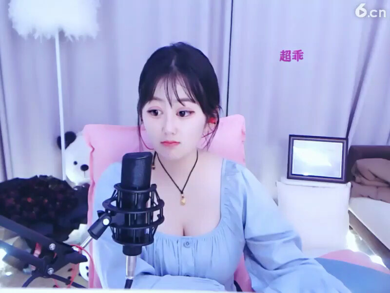 小美女