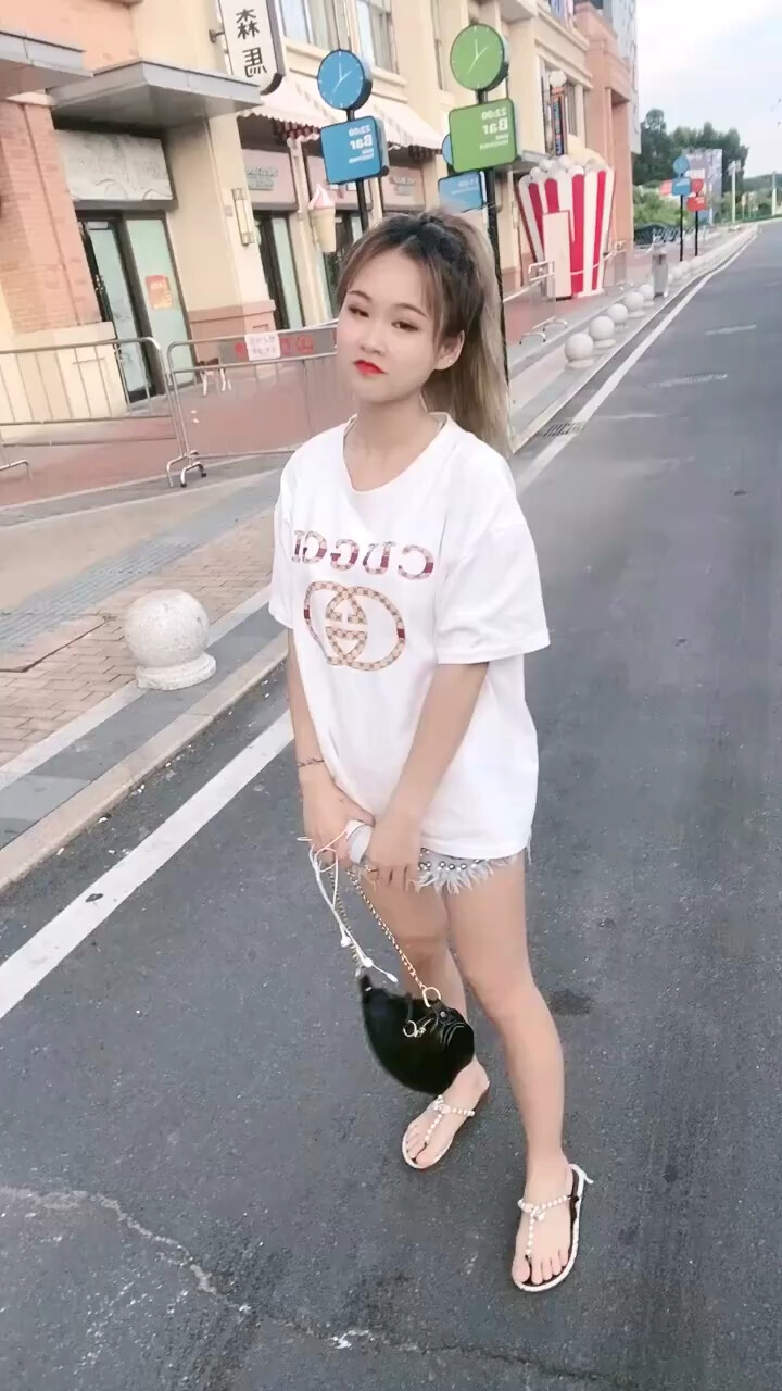 早起搬砖啦🧱