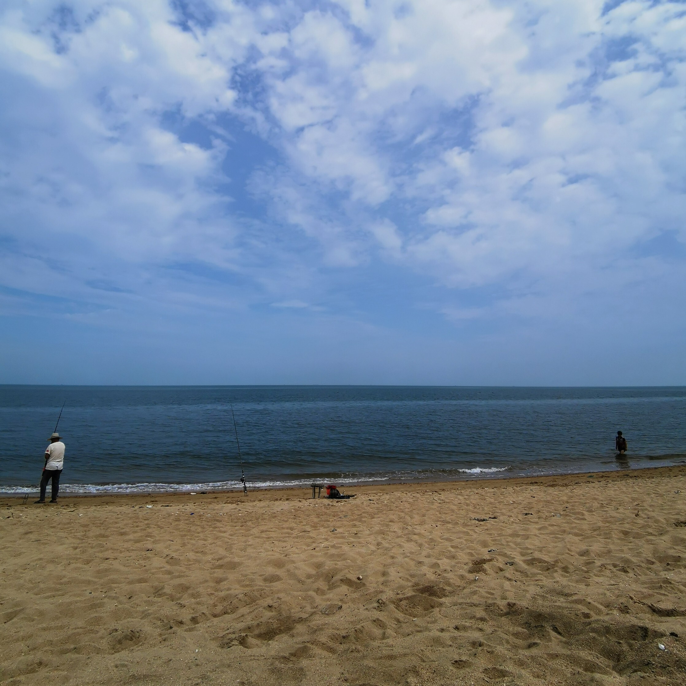 雲散風吹海报