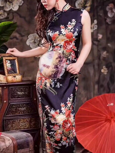 上海女人穿旗袍不错哦！