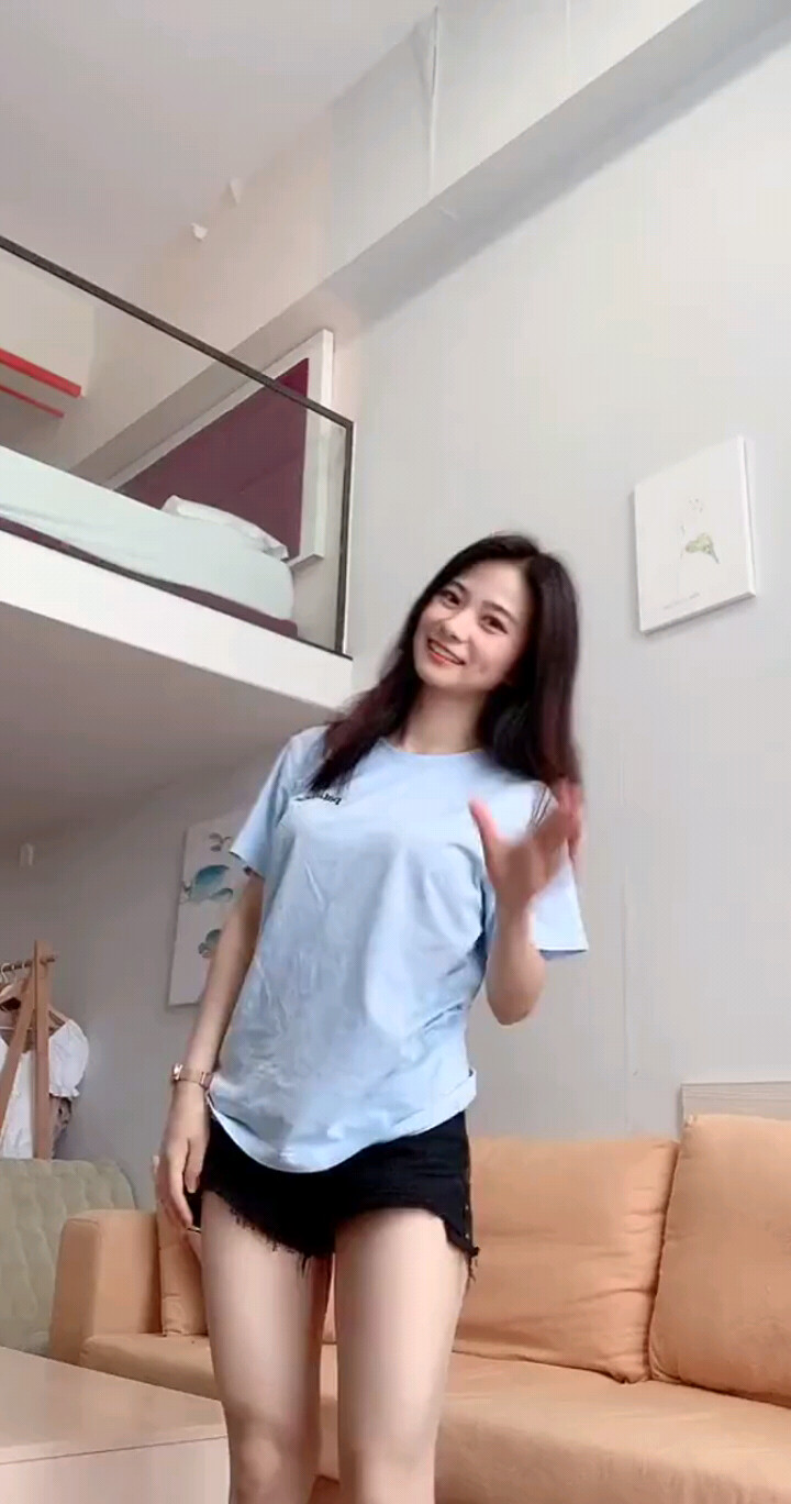 不要去否定你的过去，也不要随意