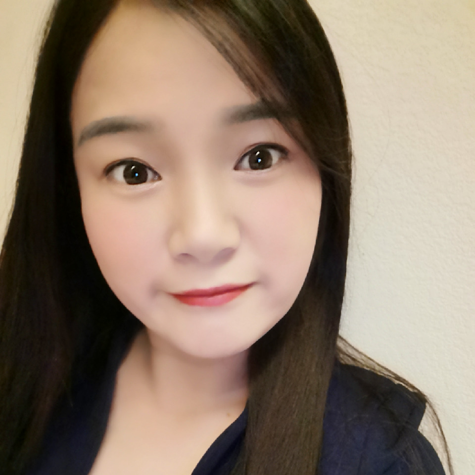 晓亚亚海报