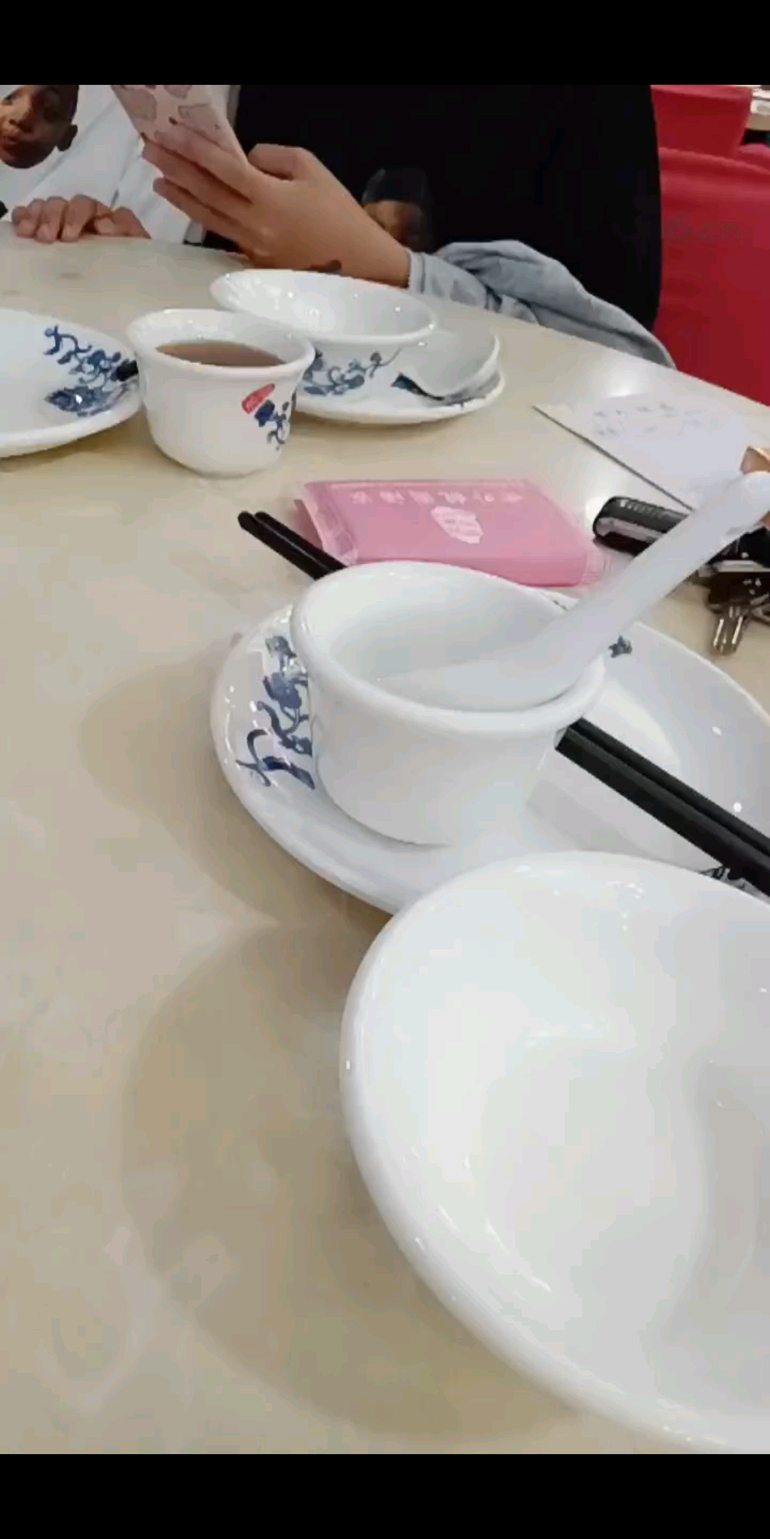 喝个夜茶先