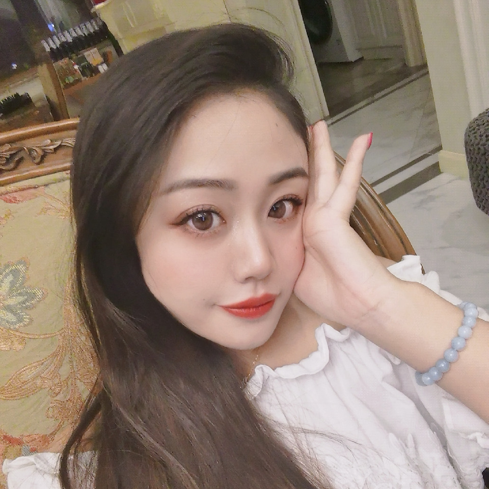 王可爱m海报