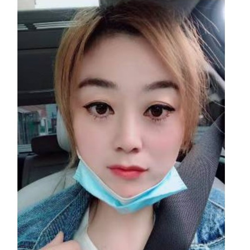 一心守护你一人海报