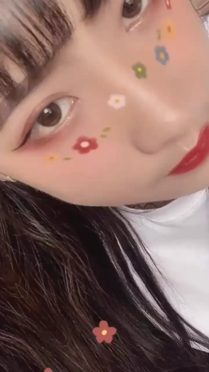 直播间等你来/飞吻