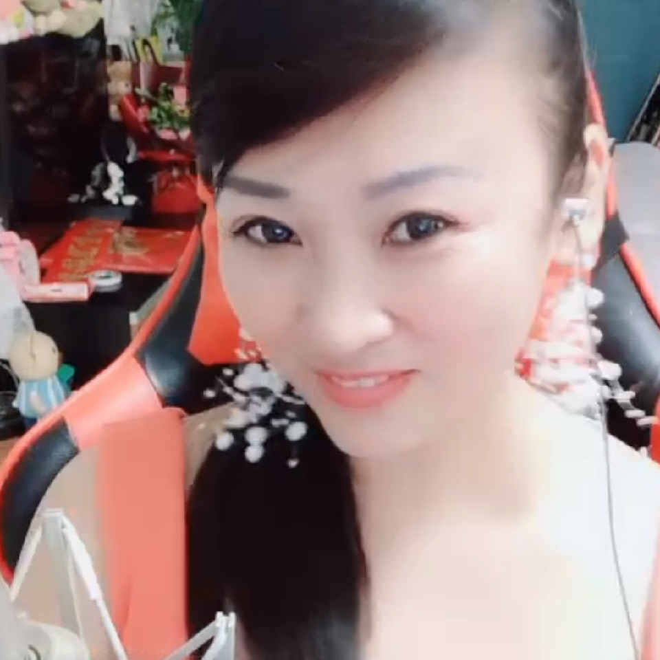 婀娜多姿*u海报