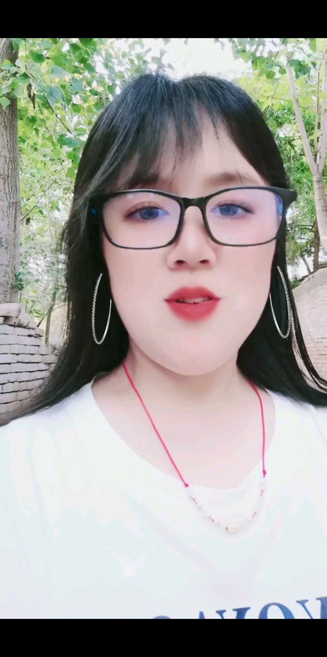 😀