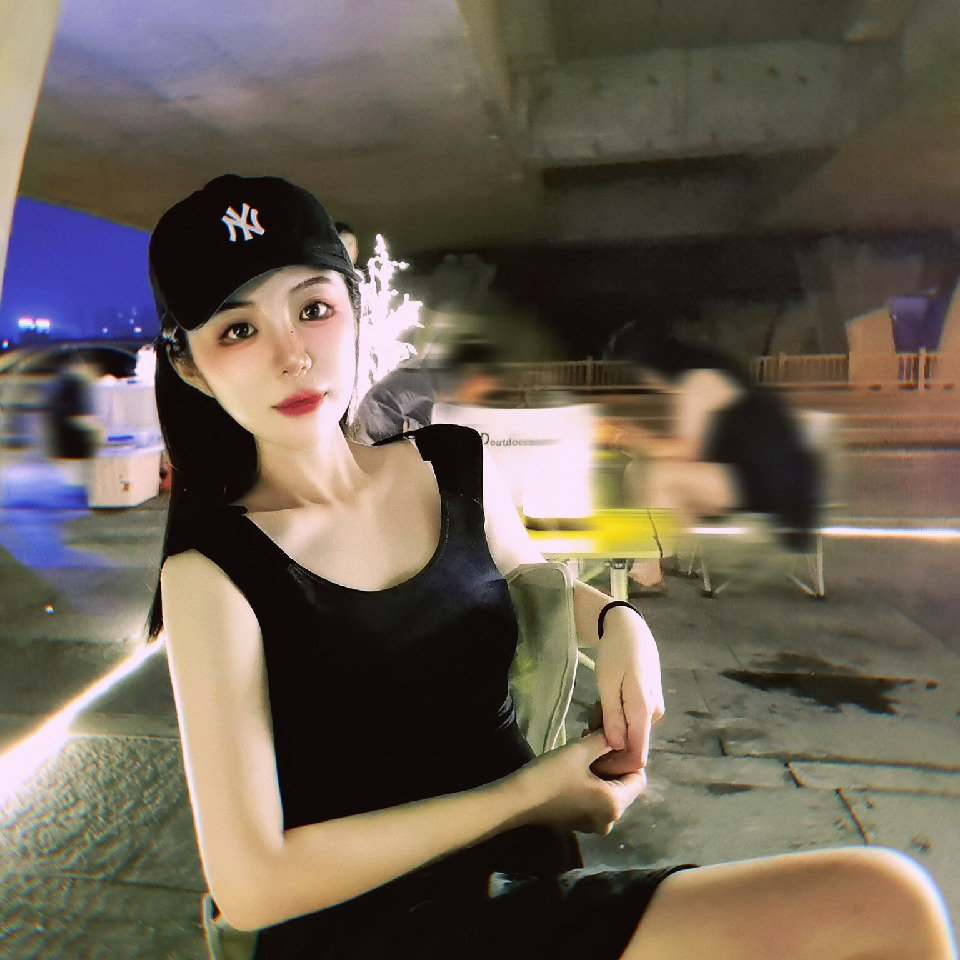 大冰冰冰冰冰a🐰海报