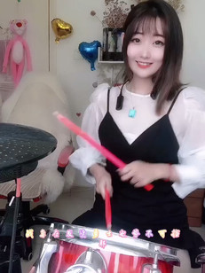 /飞吻动动大家发财的