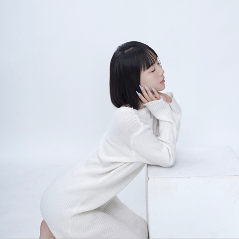 ）fyuj海报